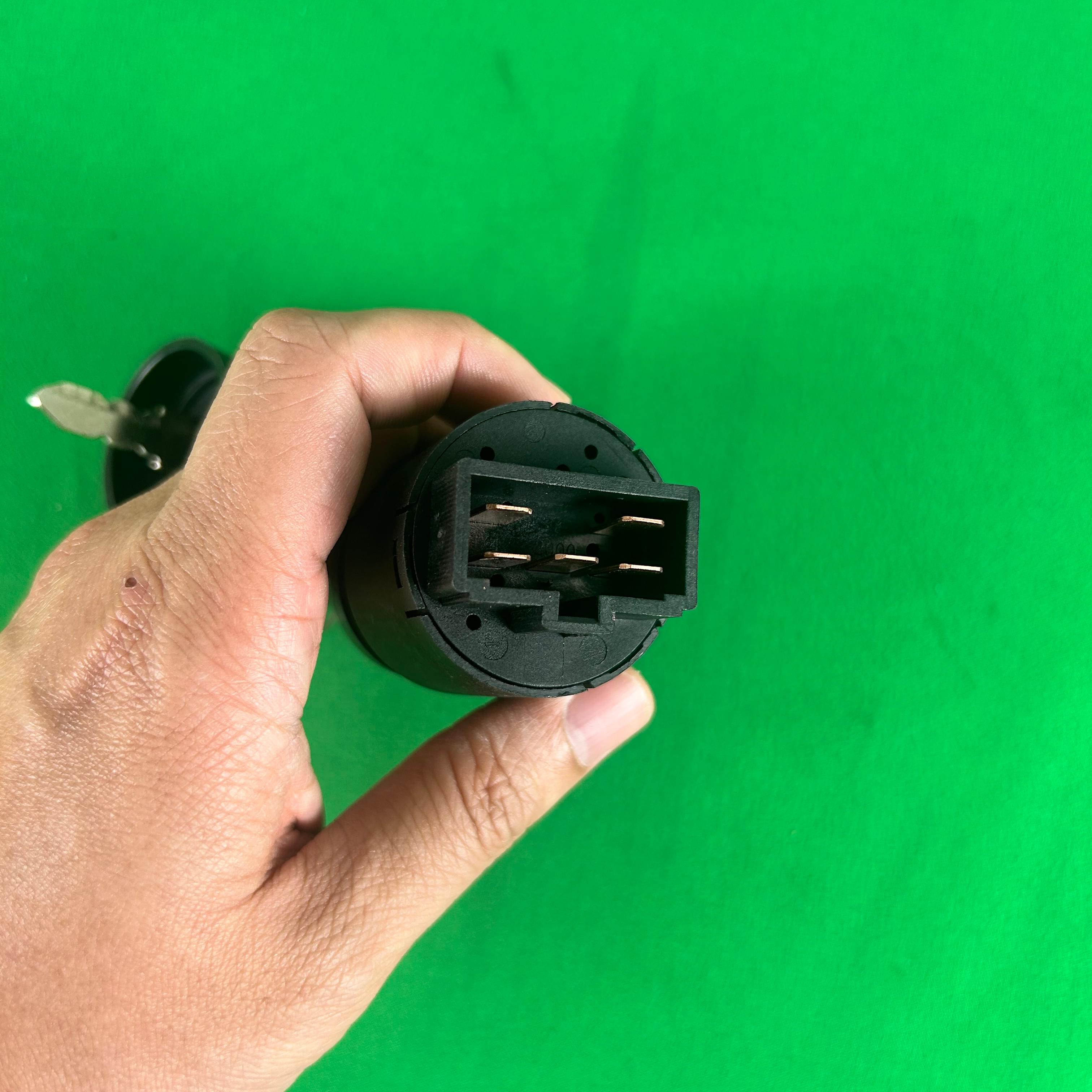 Ignition Switch for AGT-H12 | DHKG-H12 | AGT Industrial Inc