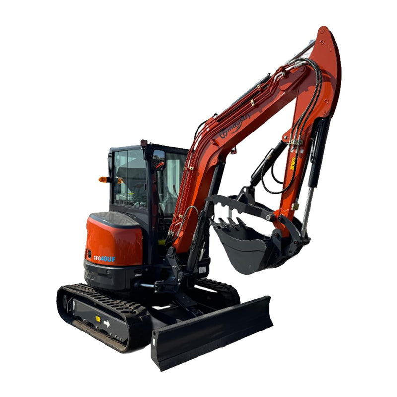4 Ton, Kubota Diesel Engine Mini Excavator w/ Hydraulic Thumb & A/C | CFG-40UF