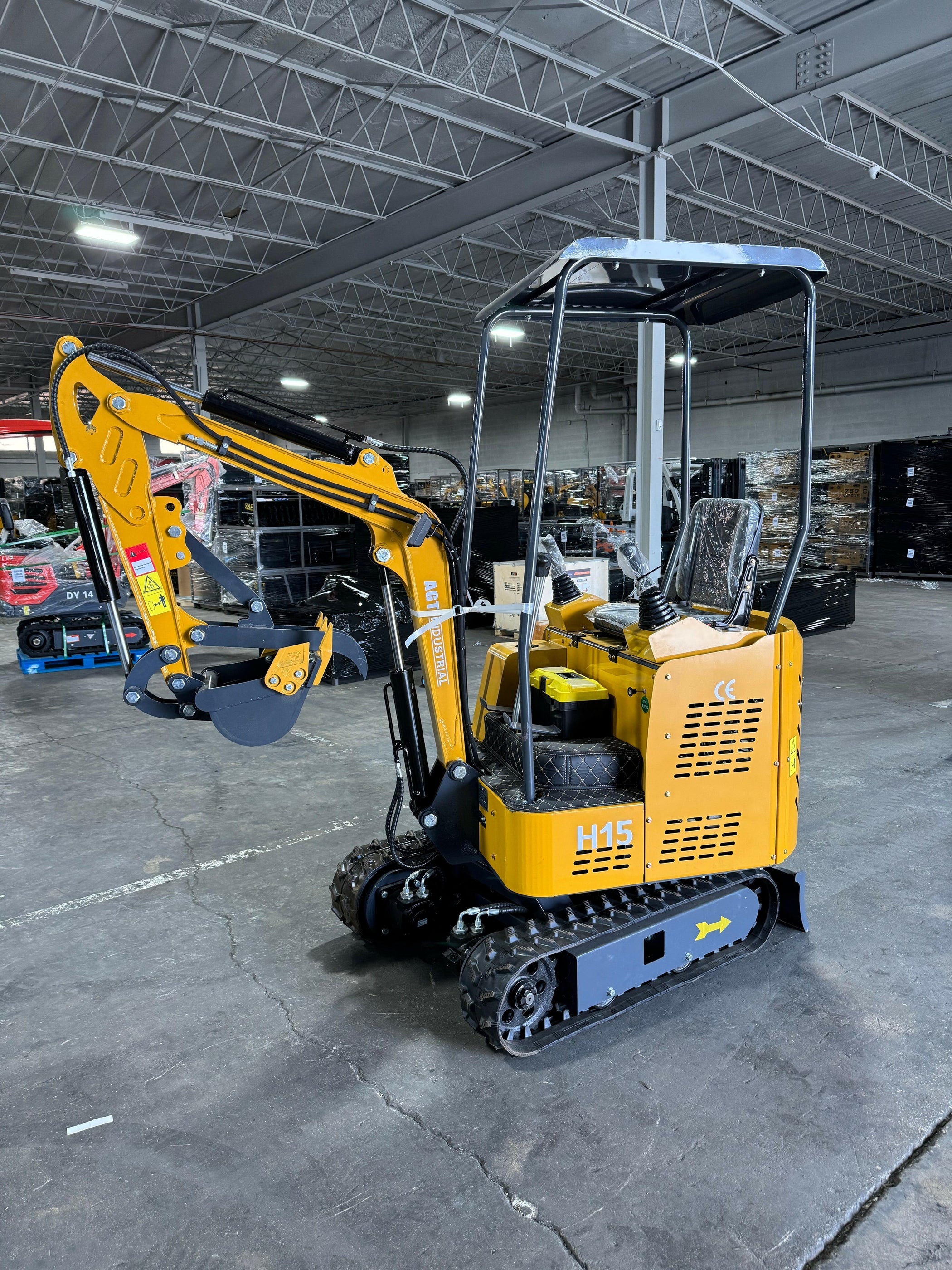 Rato R2800 1 ton, 13.5HP RATO Mini Excavator w/ pilot control system | AGT-H15R ...