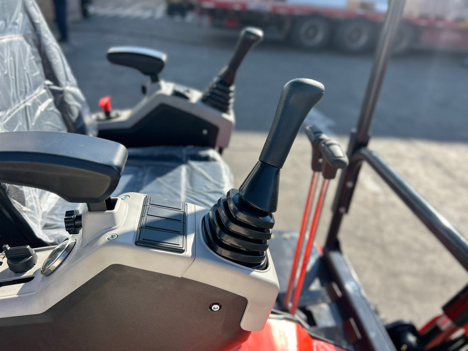 1 Ton, RATO Engine Mini Excavator | QK20R