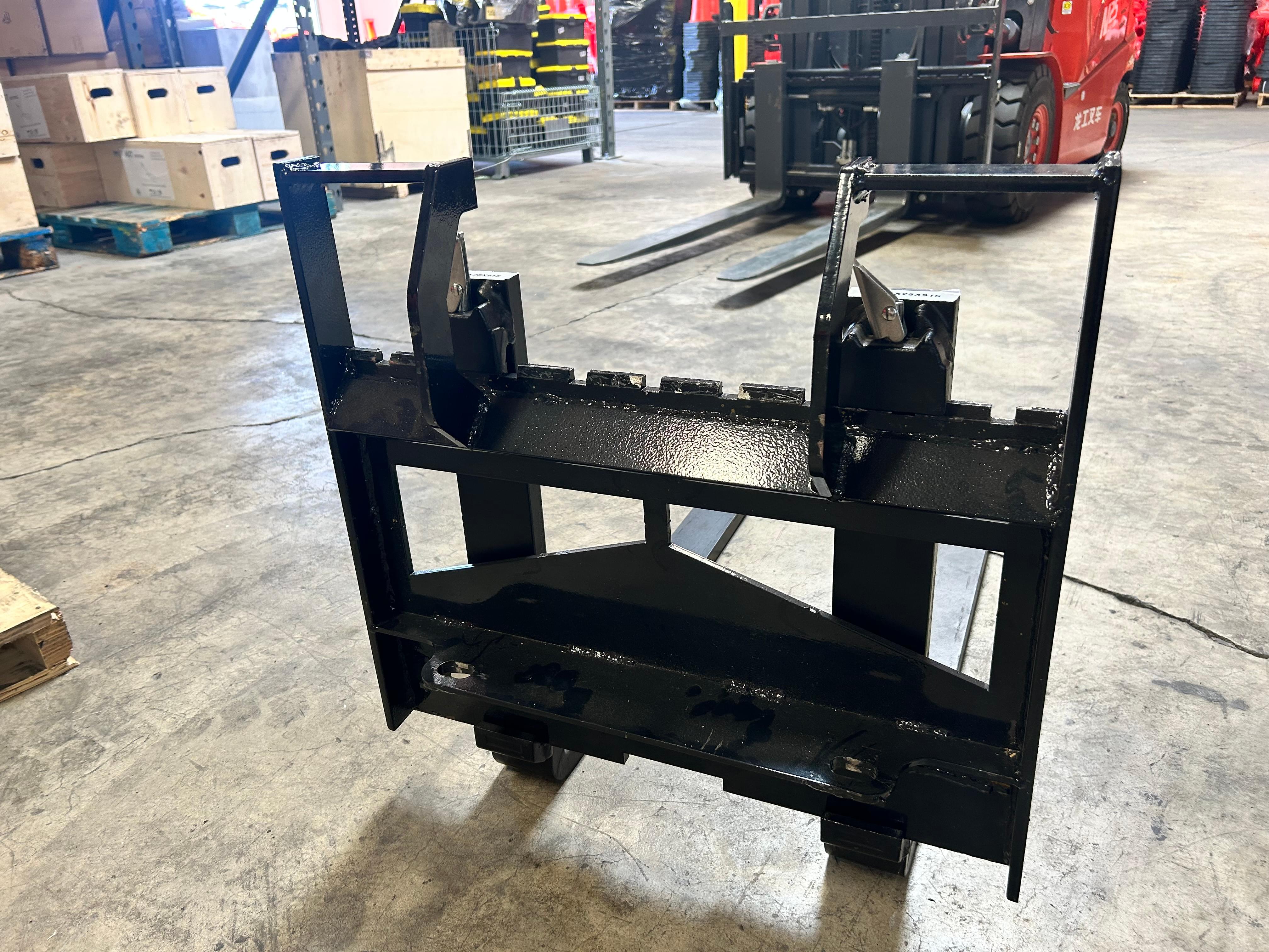 Fork for Mini Skid Steers | 823SS-PF | AGT Industrial Inc.| Fork